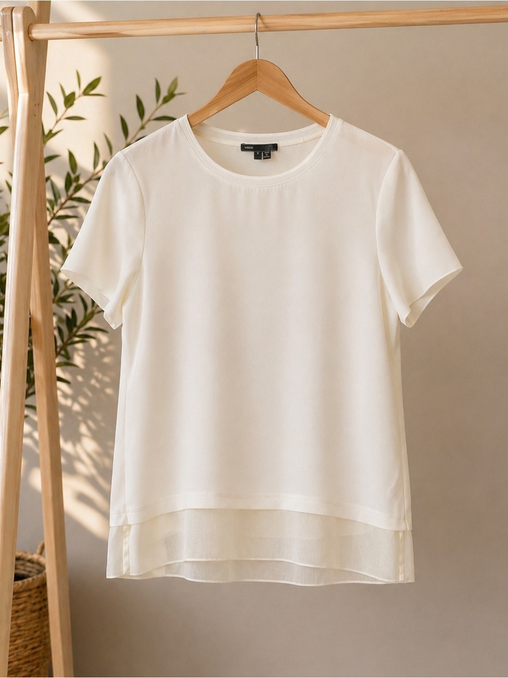 Vince Cream Sheer Hem Blouse Short Sleeve Minimalist Top Small